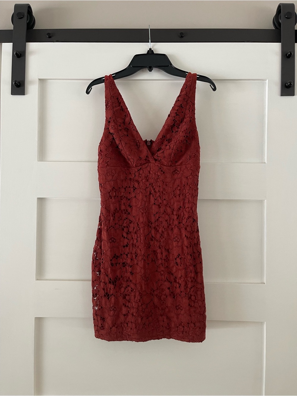 New with tag: Topshop Petite Lace V-Neck Bodycon Dress in Burgundy